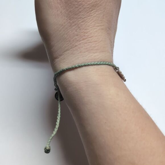 238 Pura Vida Gray with Yellow Sunflower Charm Adjustable‎ Slider Bracelet - Picture 2 of 6